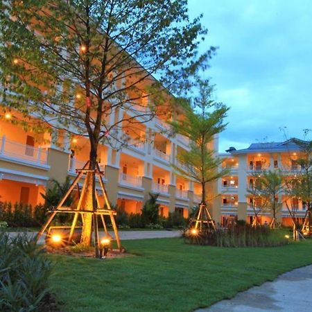 The One Residence Hotel Bangkok Dış mekan fotoğraf
