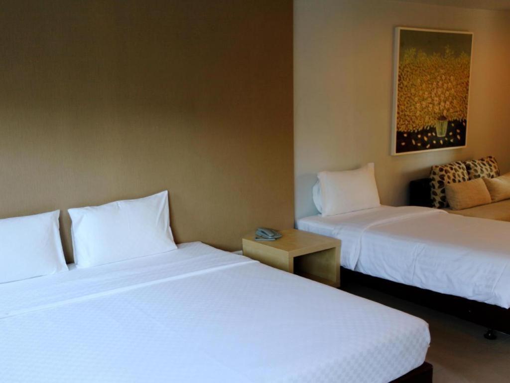 The One Residence Hotel Bangkok Dış mekan fotoğraf