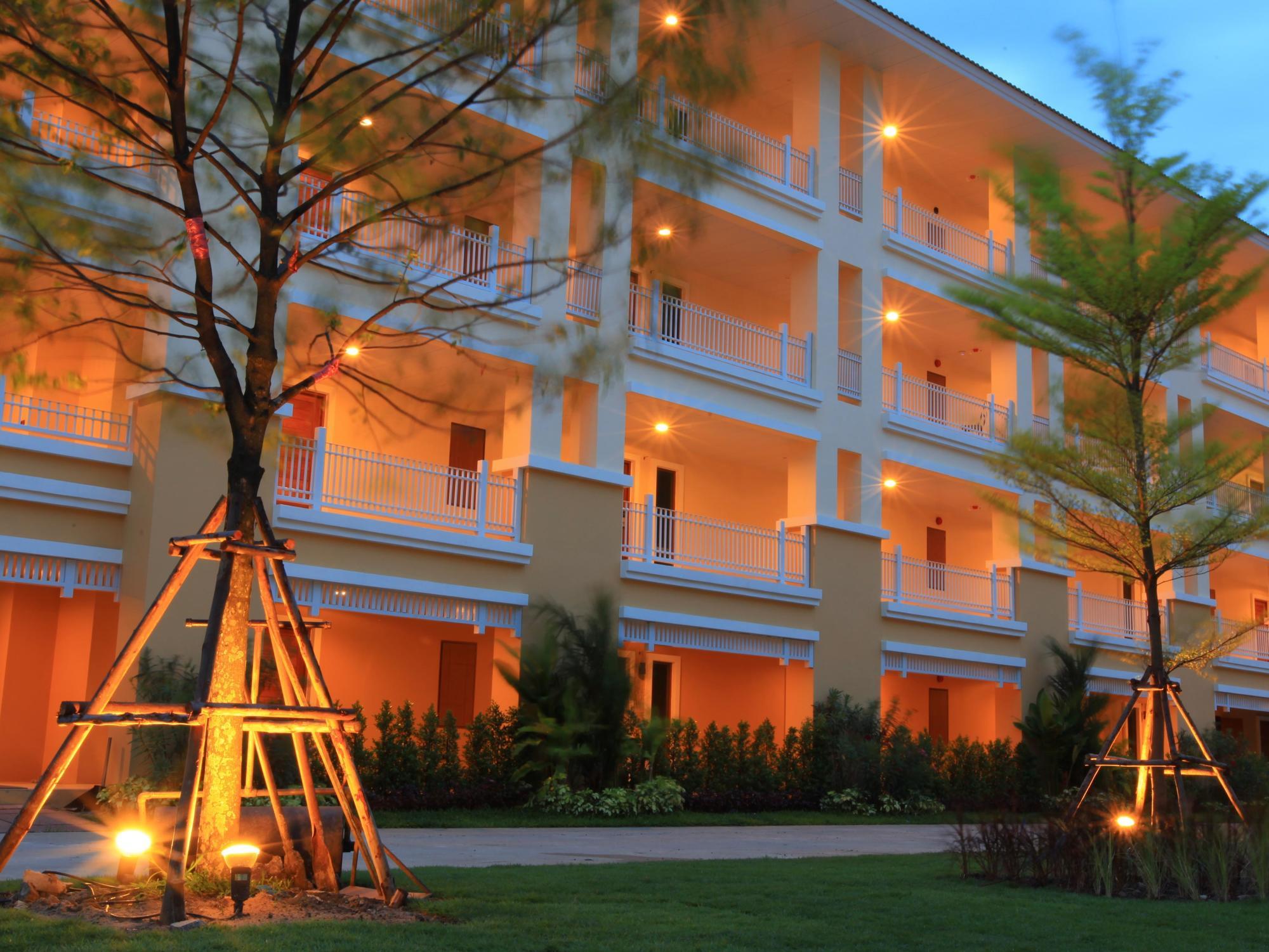 The One Residence Hotel Bangkok Dış mekan fotoğraf